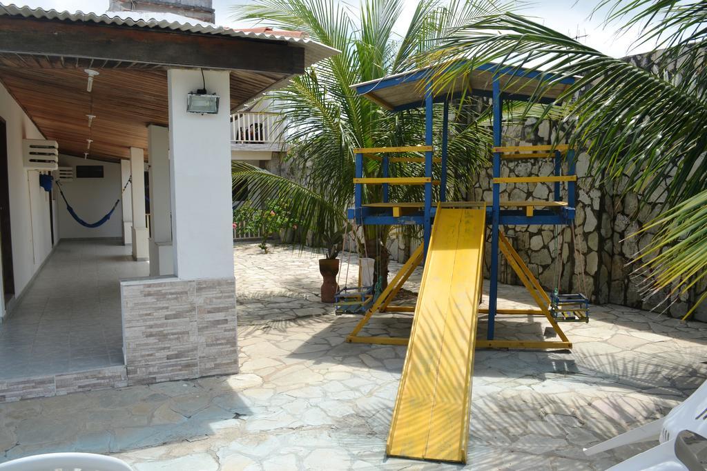 Jacuma'S Lodge Hotel Exterior photo