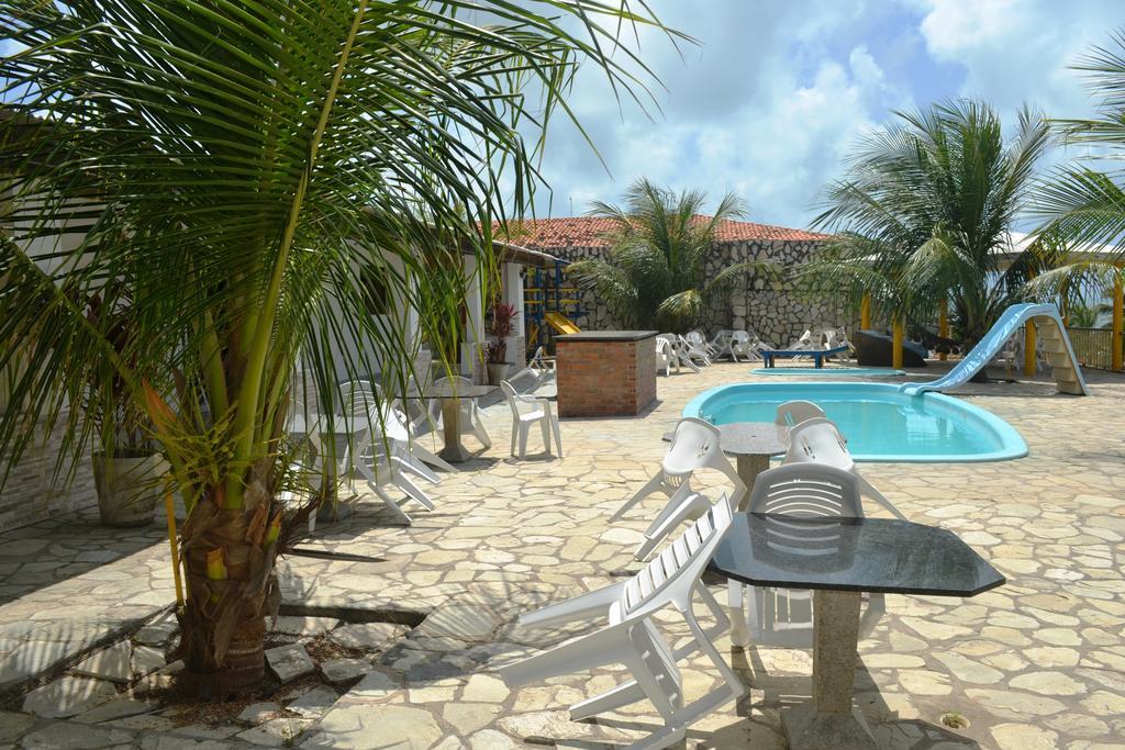 Jacuma'S Lodge Hotel Exterior photo